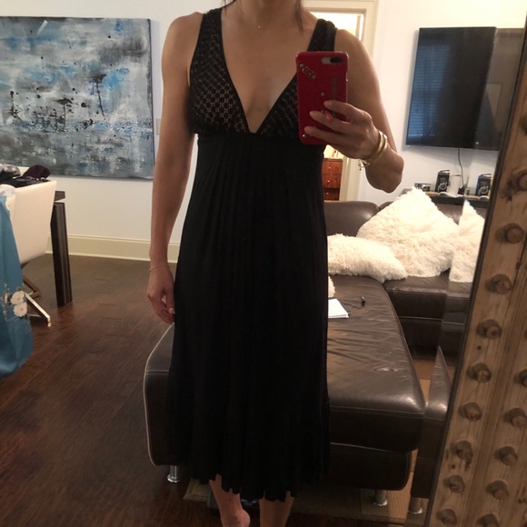 Dress - Picture 2 of 4